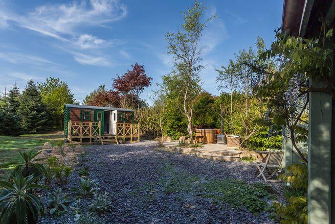 Maiden and Wisteria Cottage