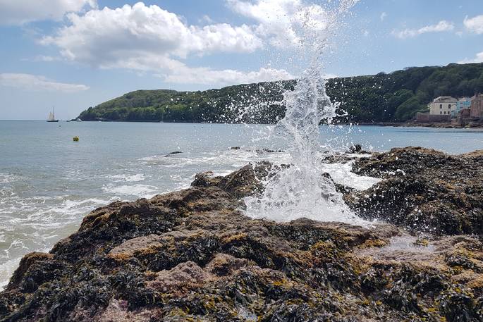 WilderMe geodomes glamping - splash sea water, Kingsand, Cornwall