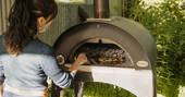 Using pizza oven