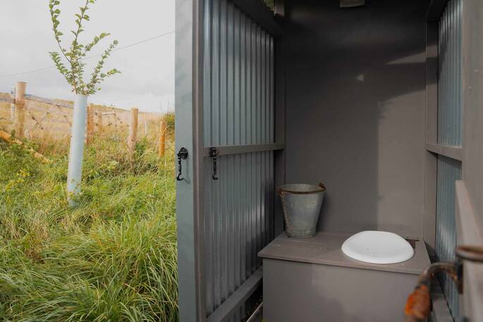 Compost loo