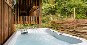The Rook's Nook treehouse hot tub, Herefordshire